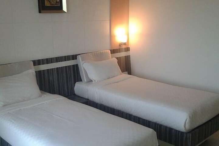 Room 26 of 57