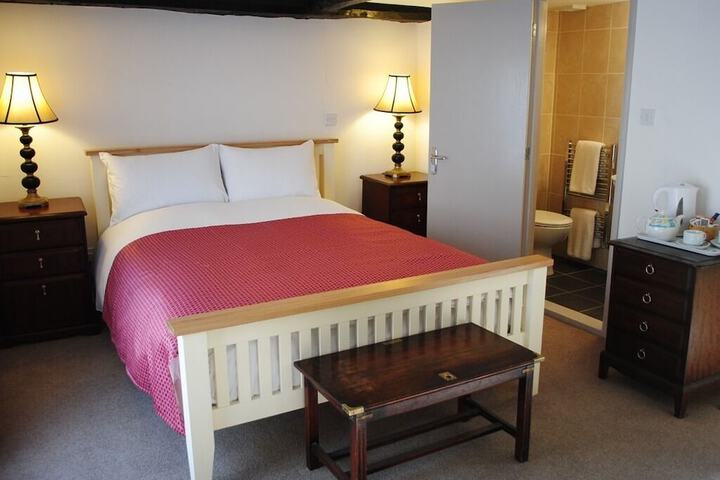 Room 7 of 31