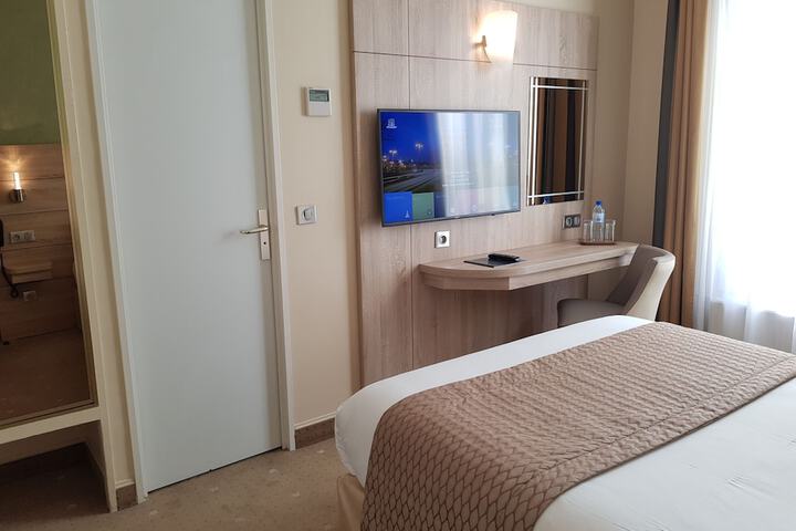 Room 26 of 75