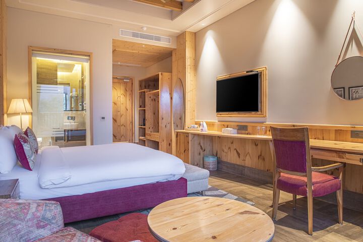 Room 42 of 113