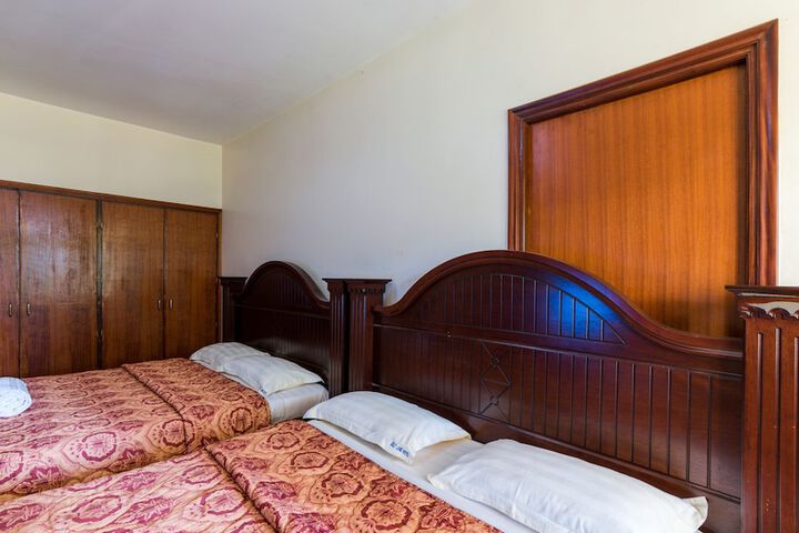 Room 8 of 54