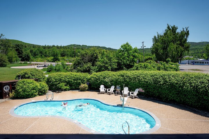 Pool 54 of 93