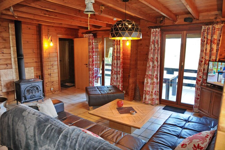 Room 12 of 20