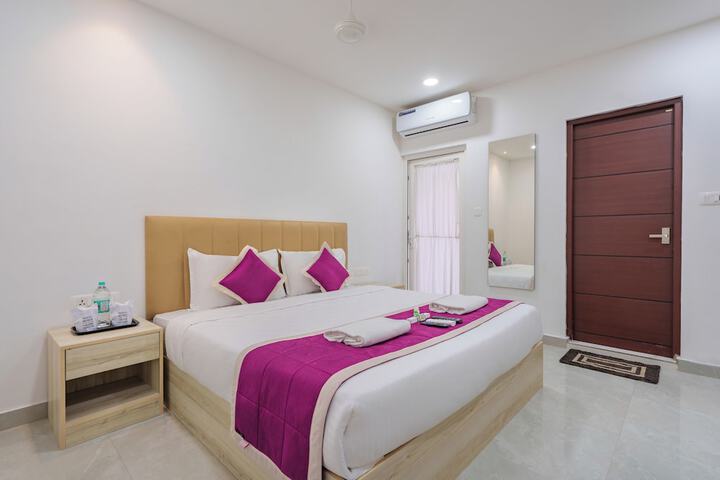 Room 15 of 35
