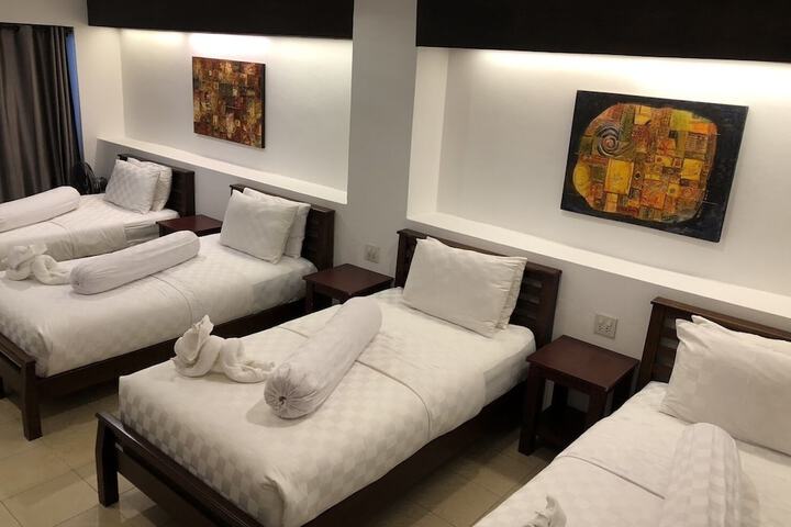 Room 21 of 52
