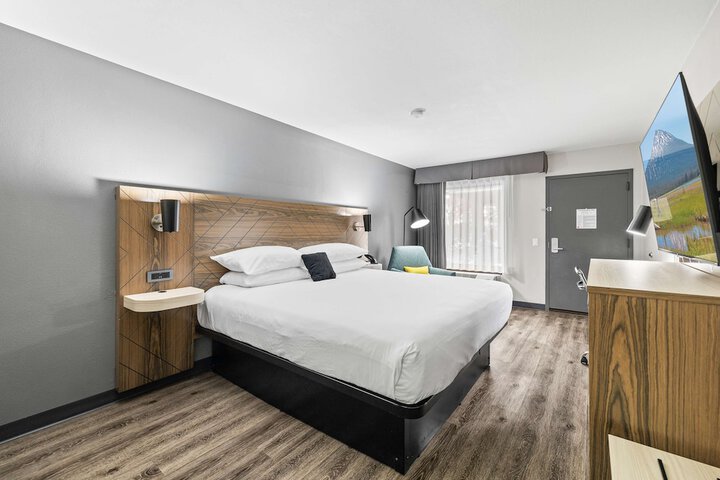 Room 7 of 43