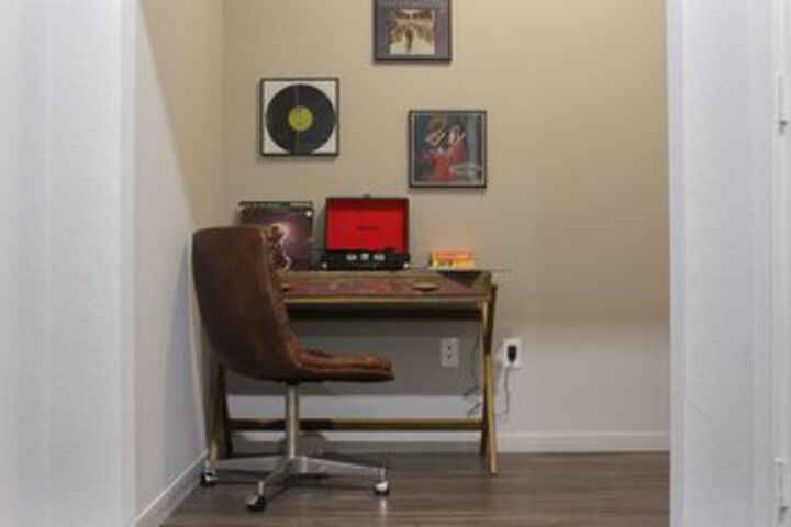 Room 20 of 48