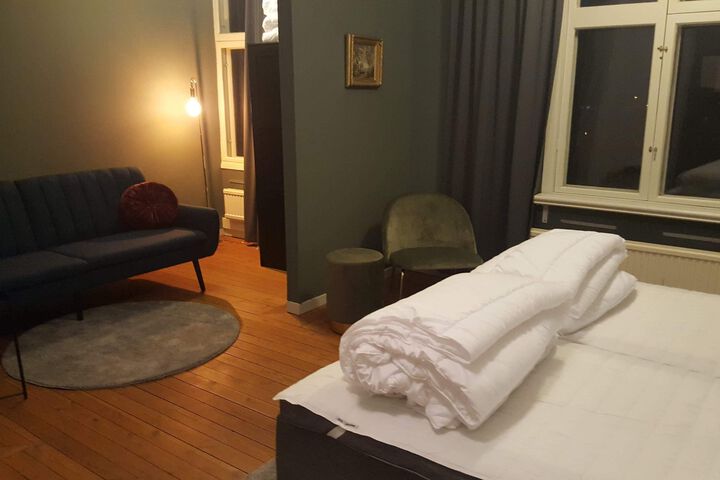 Room 18 of 20
