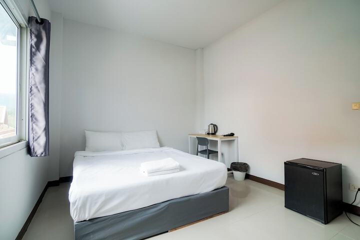 Room 26 of 79