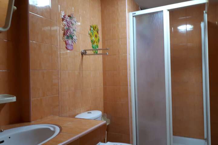Room 17 of 23