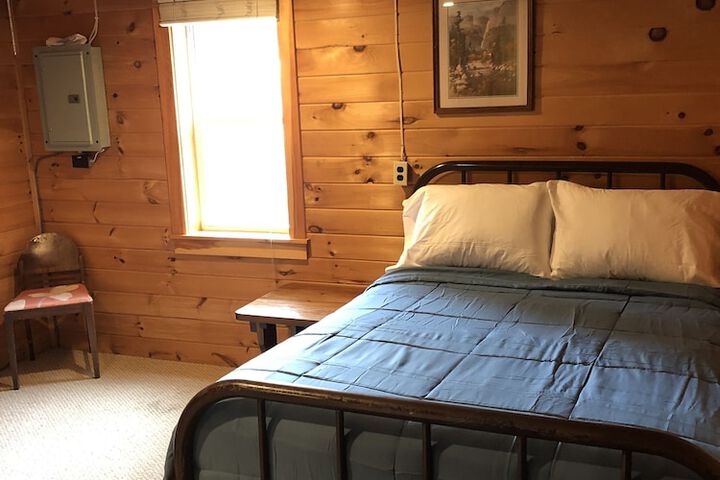 Room 4 of 39
