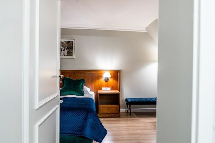 Room 21 of 95