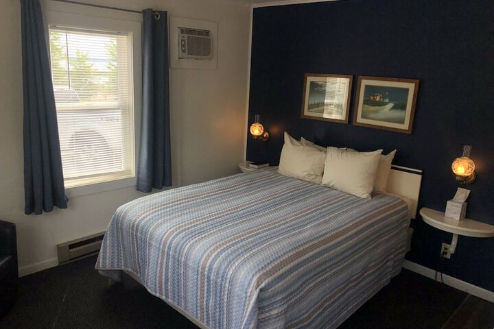 Room 43 of 72