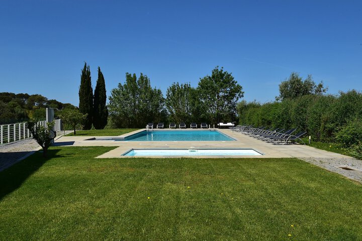 Pools & Facilities