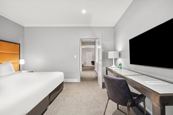 Room 34 of 156
