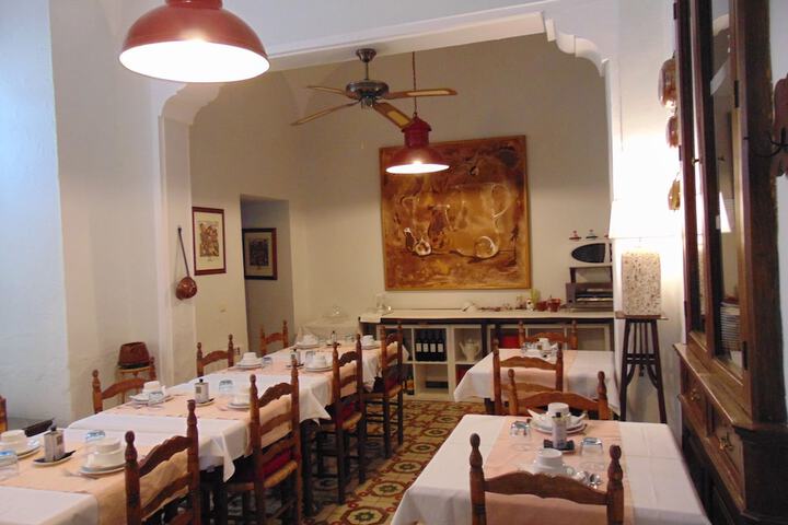 Breakfast area