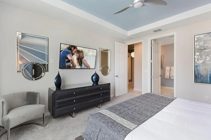 Room 5 of 29