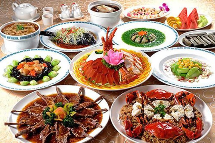 Dining Photos