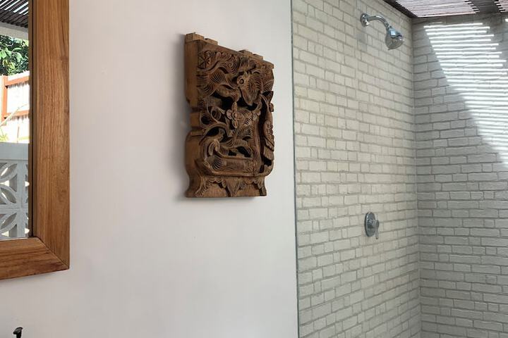 Room 5 of 21
