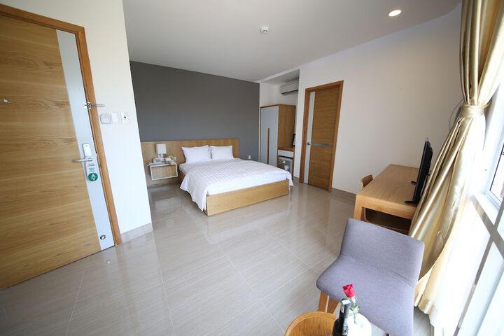 Room 33 of 78