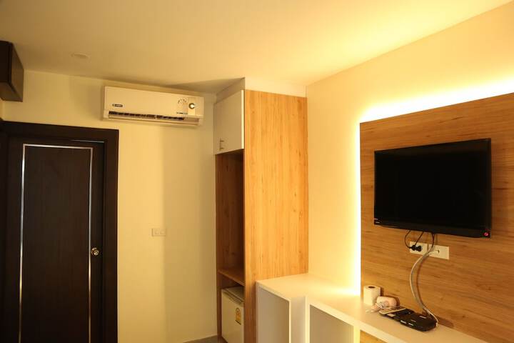 Room 19 of 41