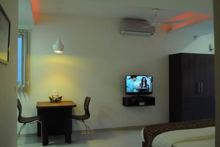 Room 17 of 39