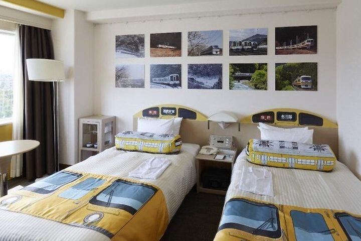 Room 10 of 67