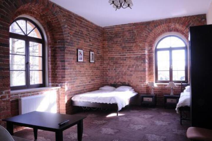 HOTEL NIEZLY MLYN
