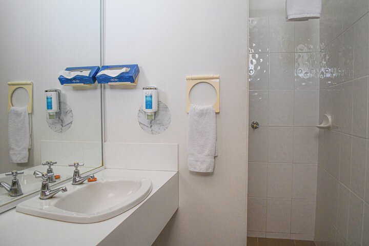 Room 62 of 99