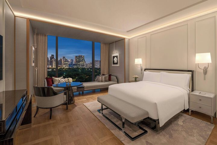 Room 32 of 105