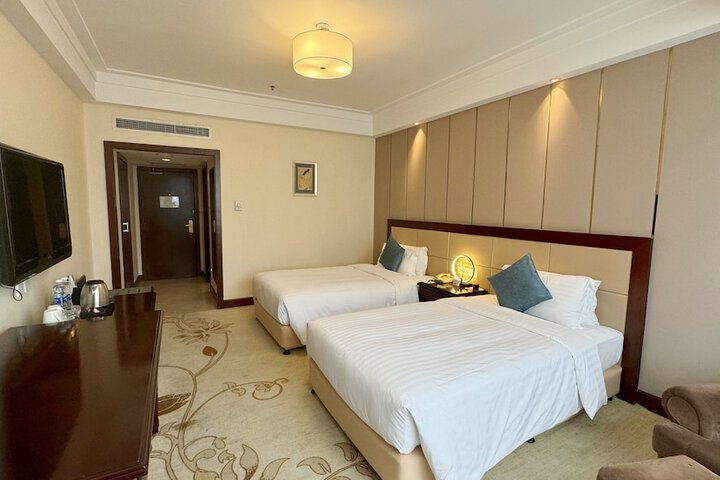 Room 18 of 46