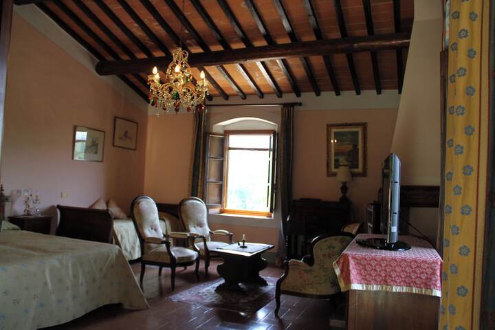 Room 26 of 147