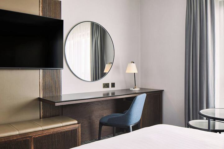 Room 16 of 55
