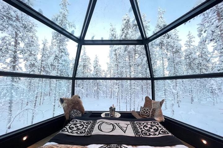 Exterior of Aurora Queen Resort Igloos