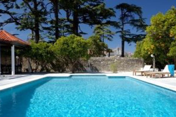 Pool 61 of 73