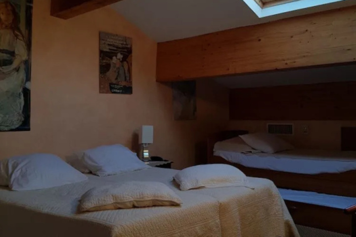 guest_rooms