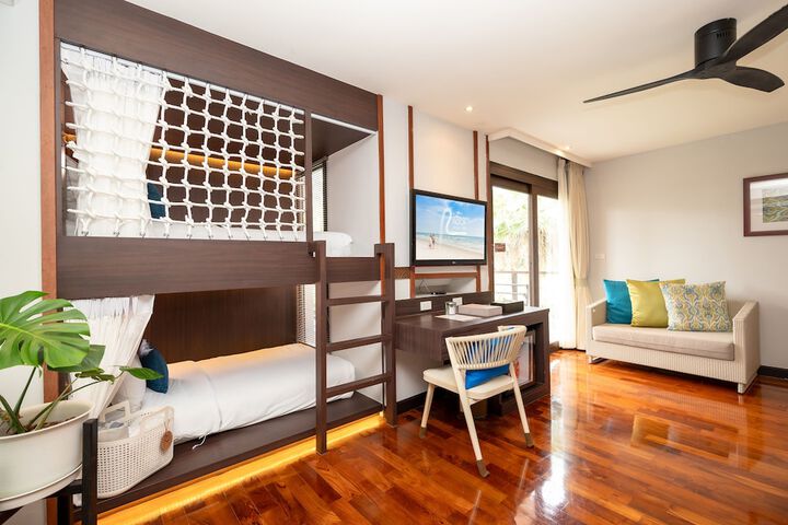 Room 16 of 73