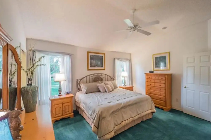 Room 5 of 20