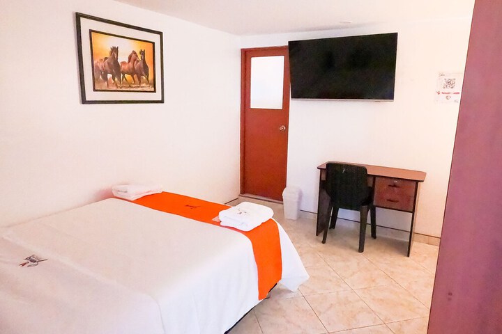 Room 29 of 65