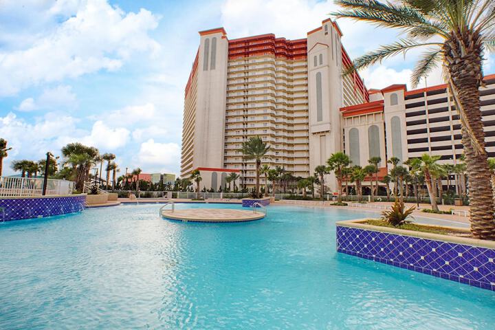 Pool 126 of 151