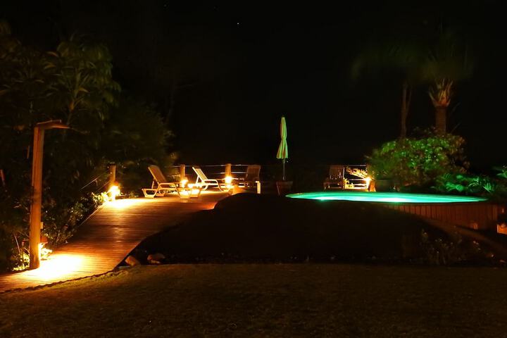 Sundeck 24 of 42