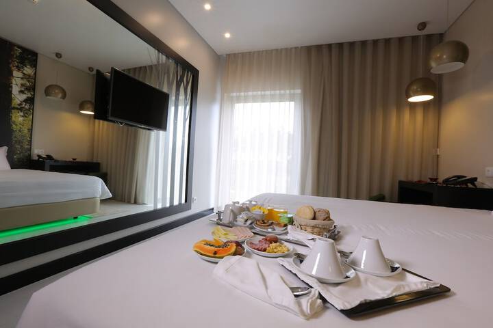 Room 4 of 78