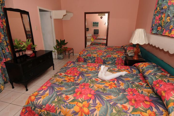 Room 7 of 35