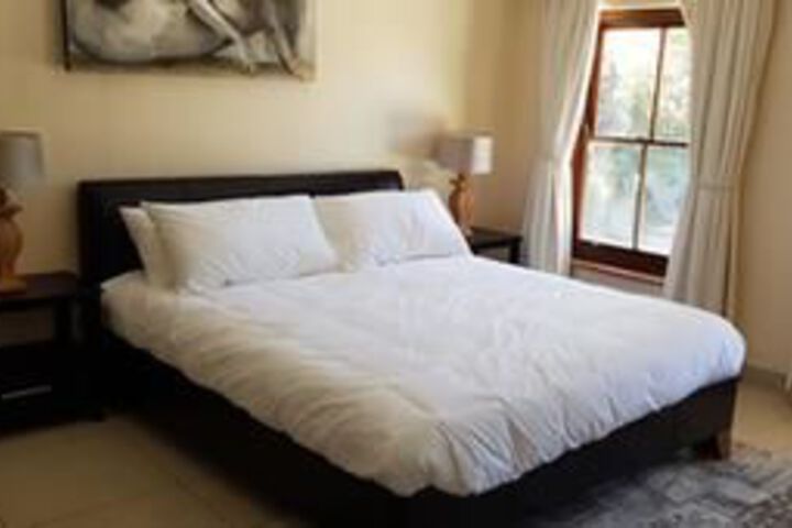Room 8 of 27
