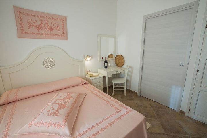 Room 4 of 46