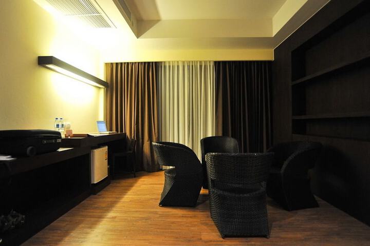 Room 25 of 61