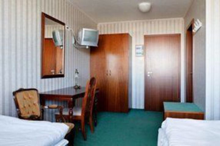 Room 54 of 88