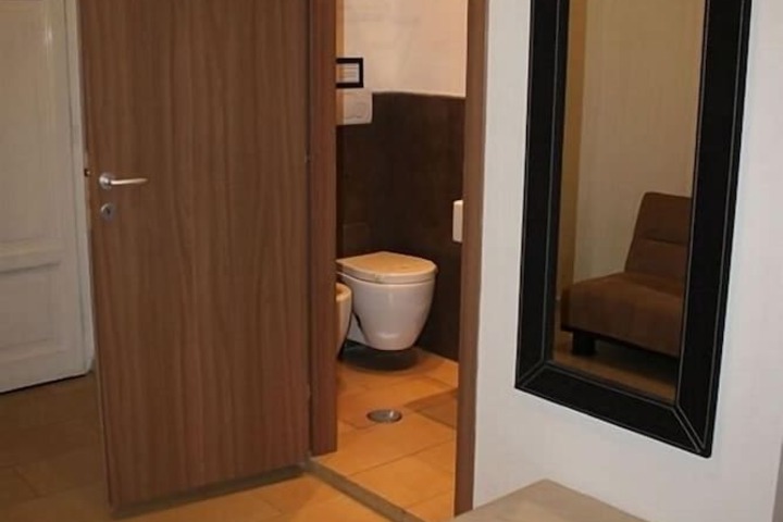 Clean Restrooms