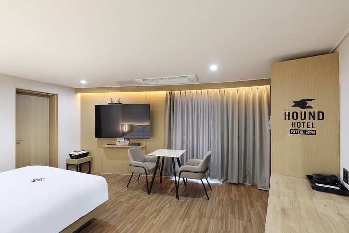 Room 47 of 74
