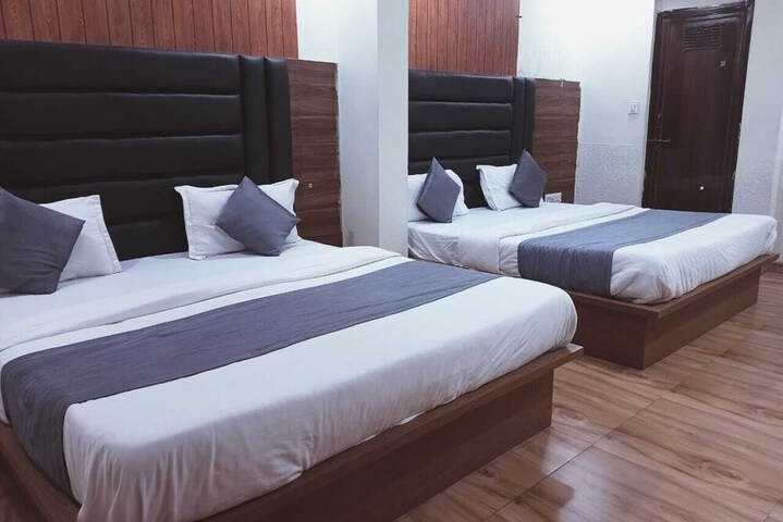 Room 16 of 24